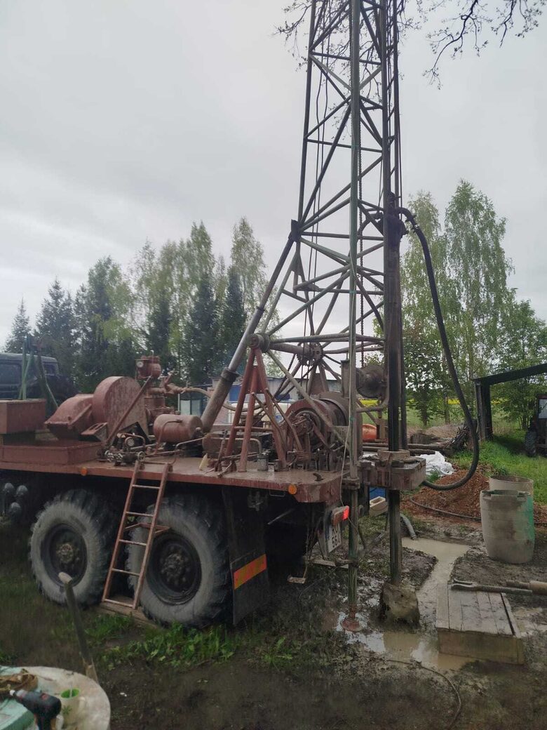 rofesionāla dziļurbuma ierīkošana privātmājas pagalmā