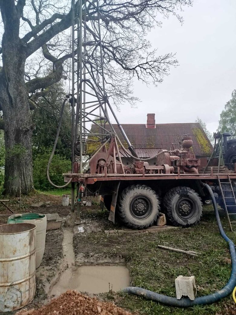 Dziļurbuma izbūve (urbšanas process)